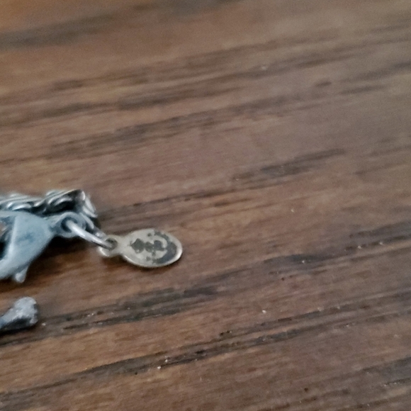 VINTAGE WHITE AND SMOKEY BEADS NECKLACE - Picture 4 of 4